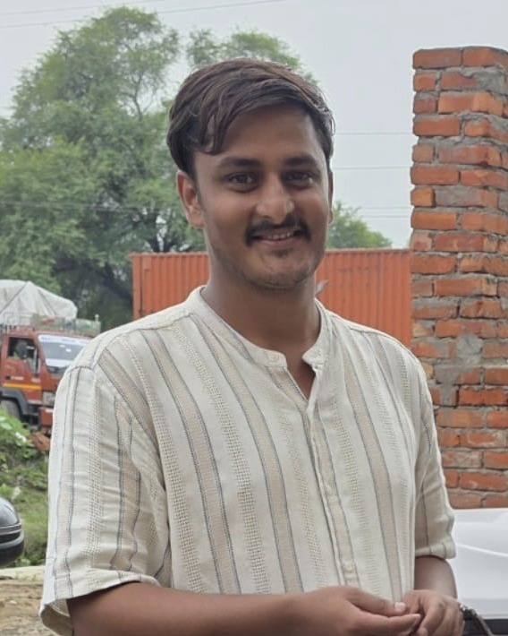 Portrait of Aman Shekh, Site Engineer